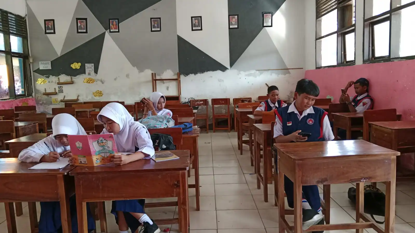 Meningkatkan Literasi dan Numerasi Siswa dengan Metode Pembelajaran Terpadu yang Efektif
